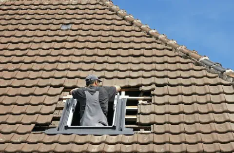 Pose de velux à Grépiac